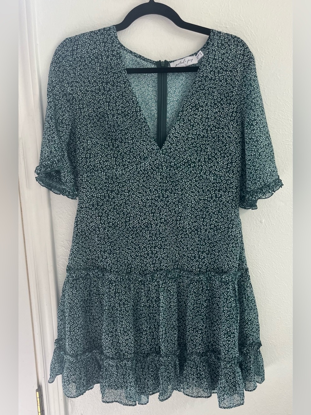 Petal & Pup dark green ditsy floral mini dress in women’s size 8